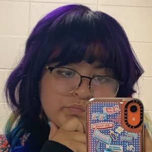 Meet your Posher, Lydia